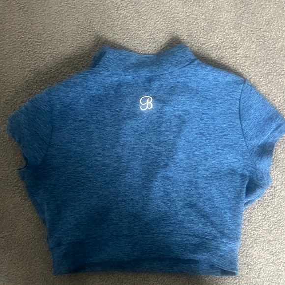 Bombshell sports crop top- Fits 6-8 - Picture 6 of 8